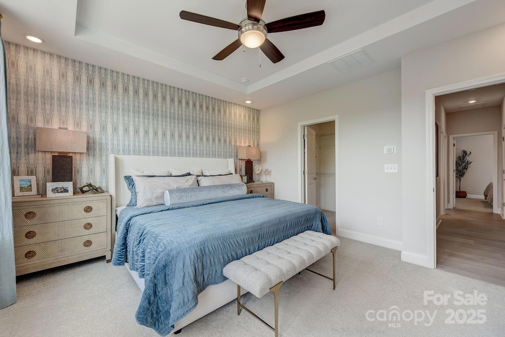 9440 Senator Royall Dr, Charlotte, NC 28262 - photo 1