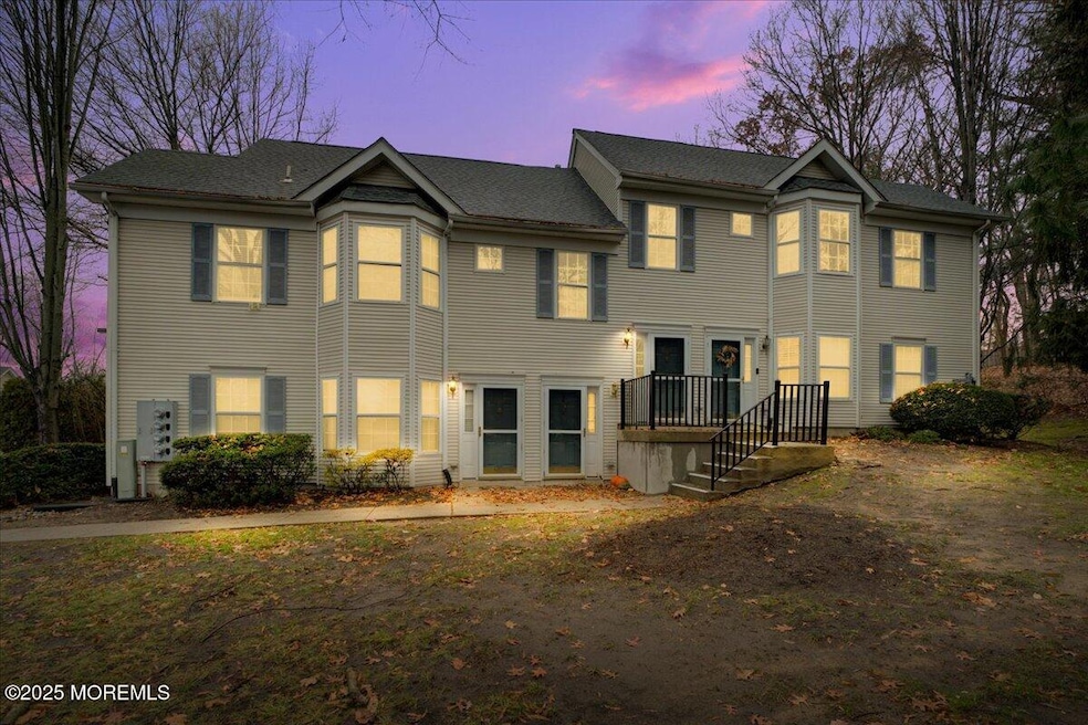 606 Cypress Ln unit 6, East Brunswick, NJ 08816 - photo 1