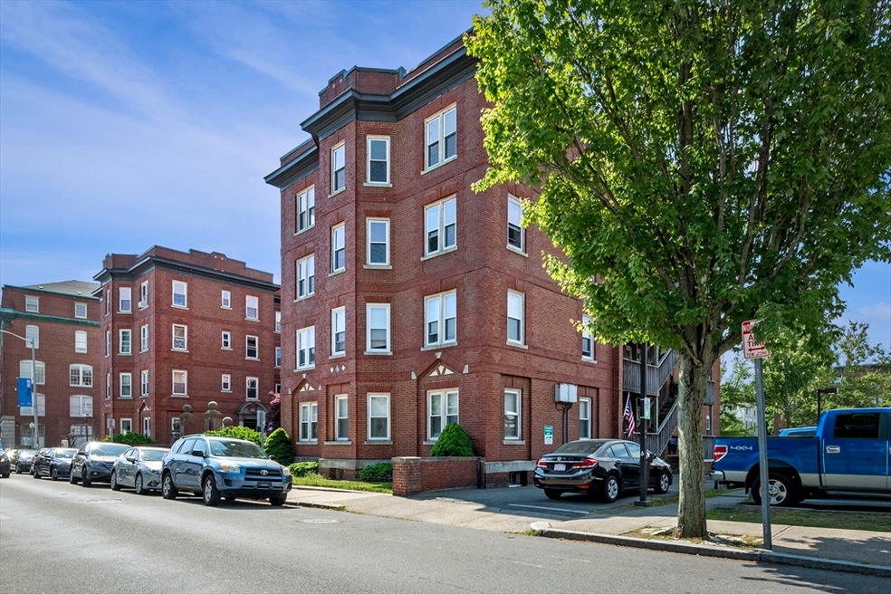 15 Lynde St unit 36, Salem, MA 01970 - photo 1