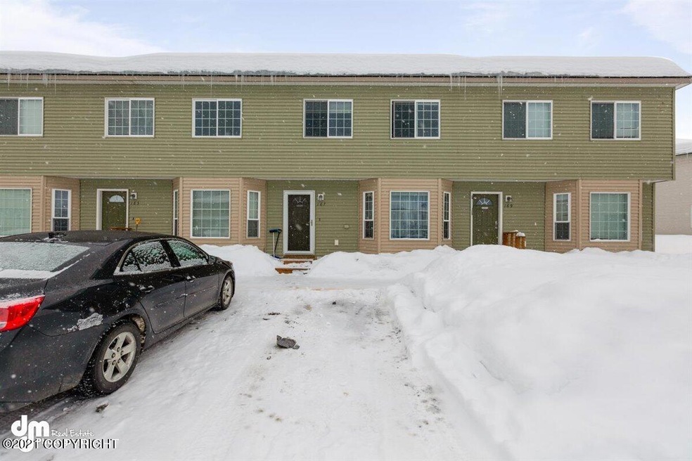 02-Exterior Front MS_1474 (1)