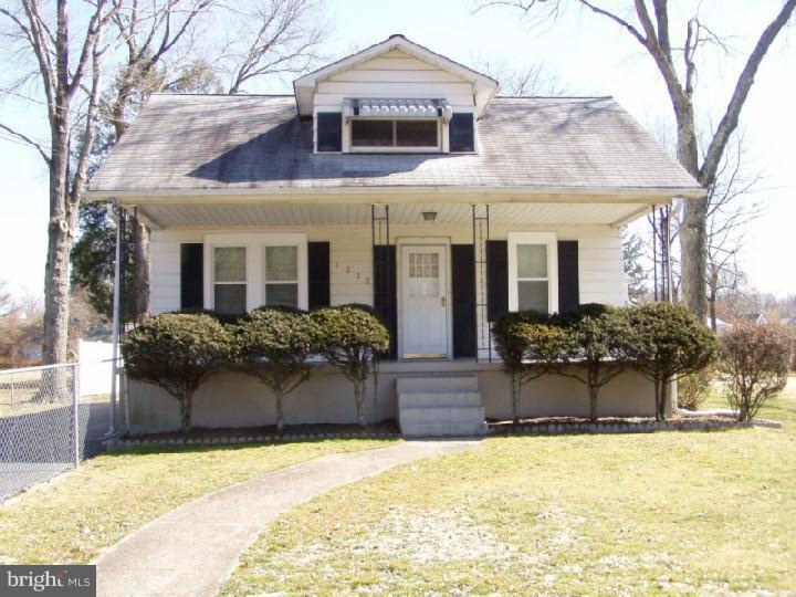 1272 Lower Ferry Rd unit A, Ewing, NJ 08618 - photo 1