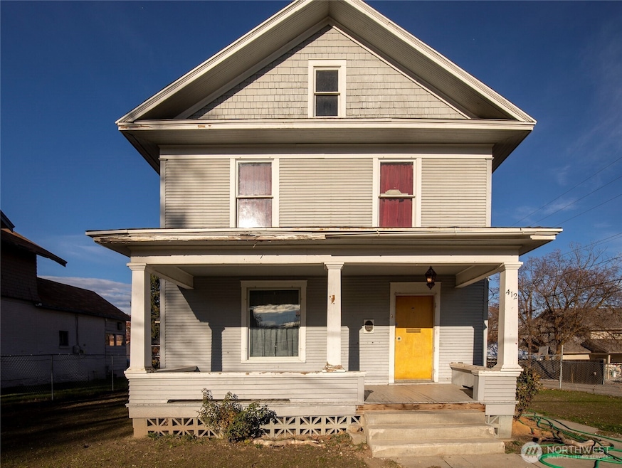 412 Palouse St, Wenatchee, WA 98801 - photo 1
