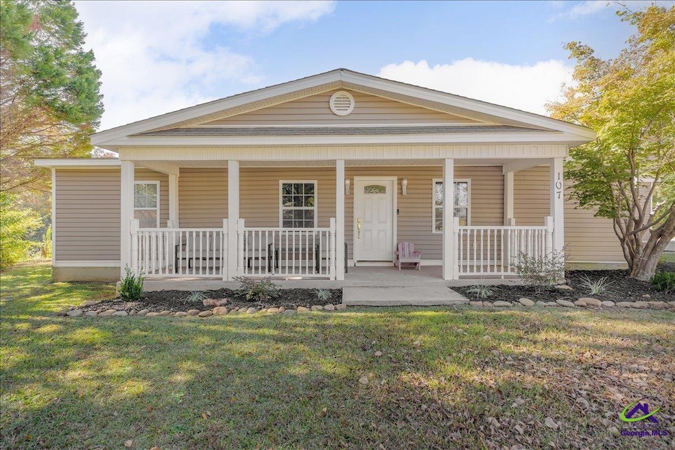 107 Chisom Trail, Bonaire, GA 31005 - photo 1