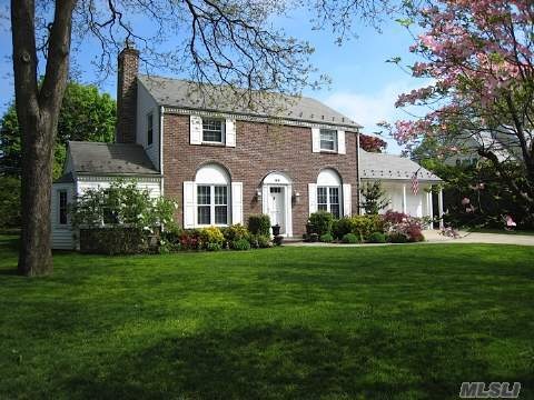 unlisted-address, Manhasset, NY 11030 - photo 1