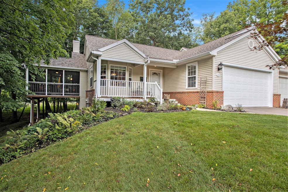 212 Chauncey Ct unit 39, Marshall, MI 49068 - photo 1