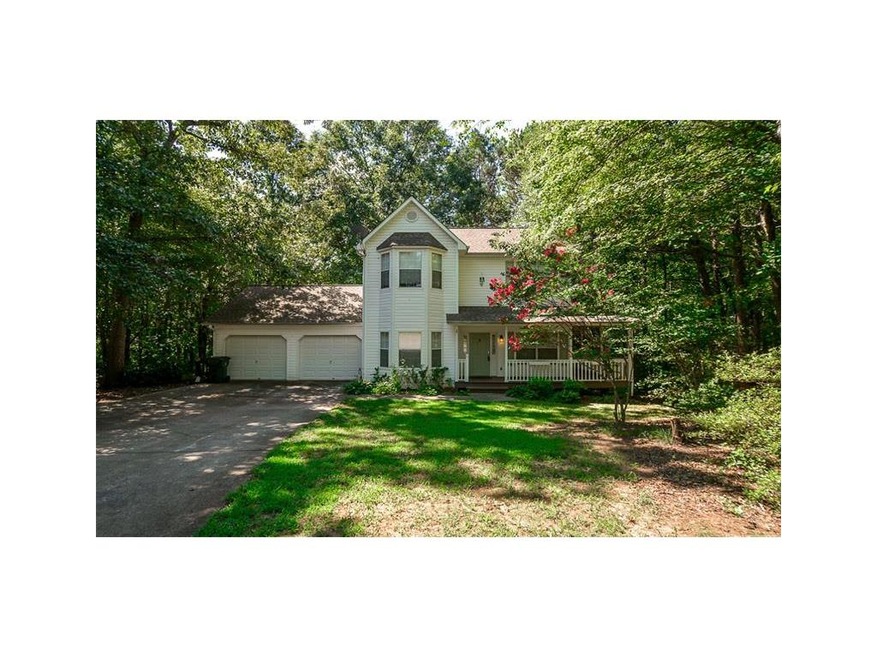 609 Oxford Cir, Canton, GA 30115 - photo 1