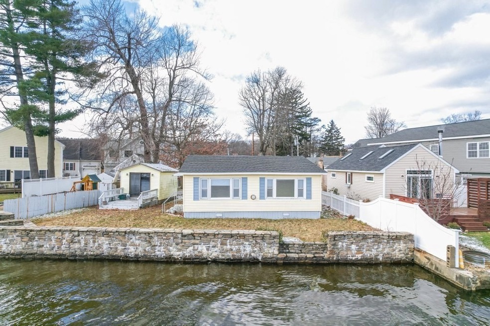 24 Sears Island Dr, Worcester, MA 01606 - photo 1