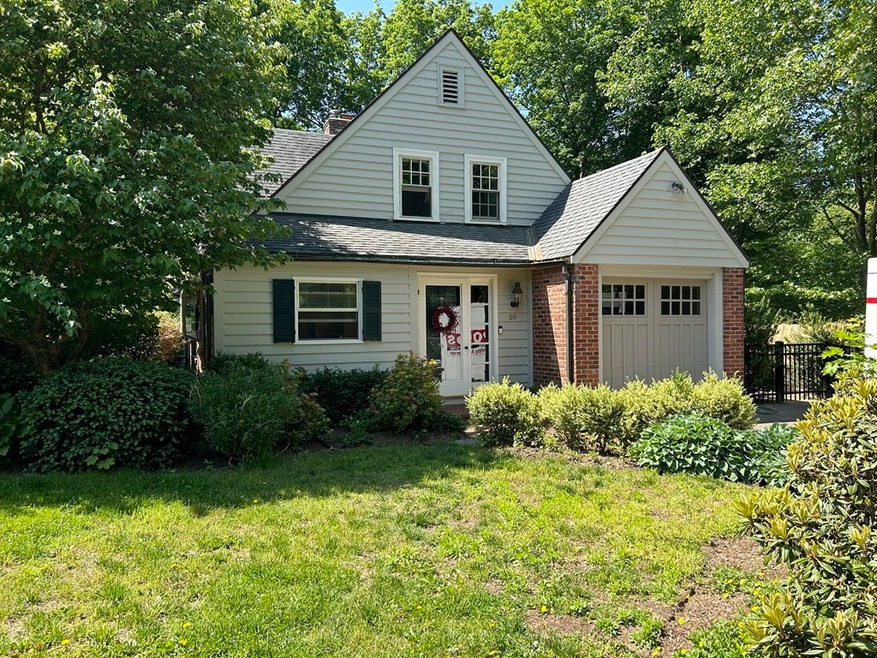 20 Tappan Rd, Wellesley, MA 02482 - photo 1