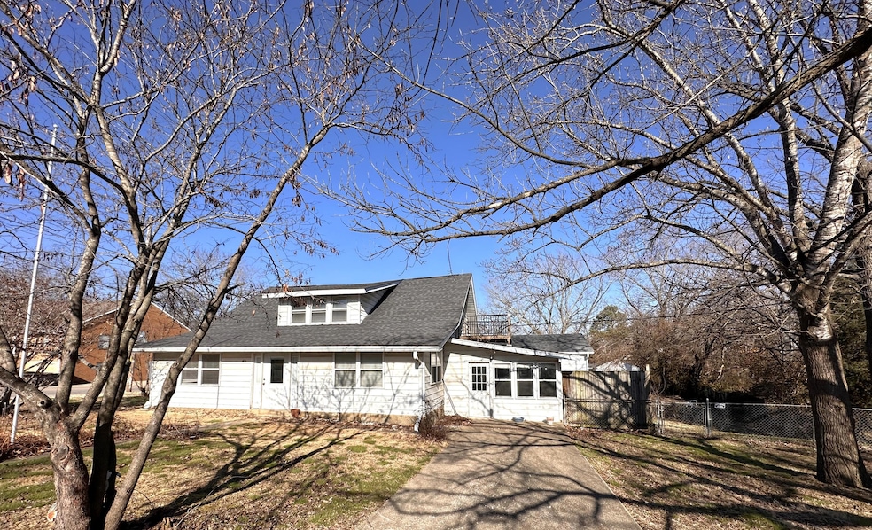 For Sale $179,900 • Co-Listing Agent