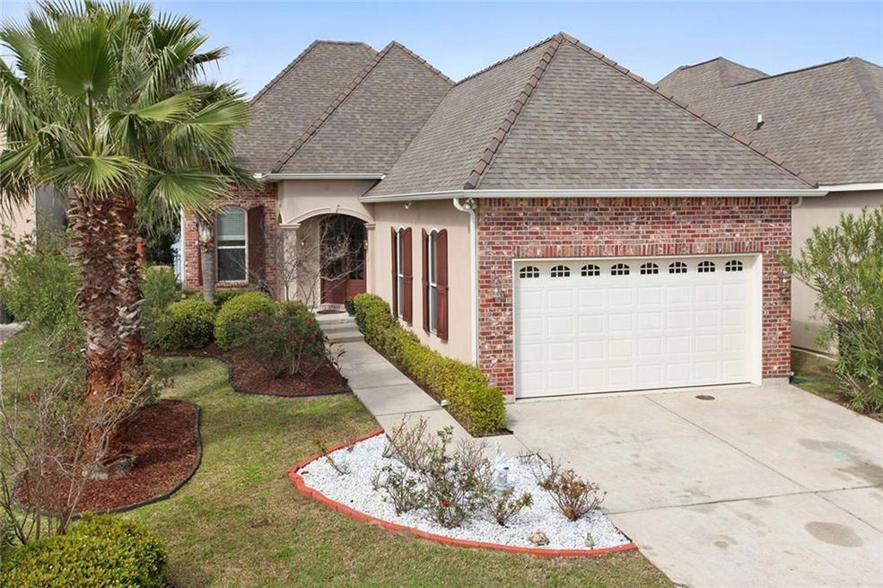 1519 Royal Palm Dr, Slidell, LA 70458 - photo 1