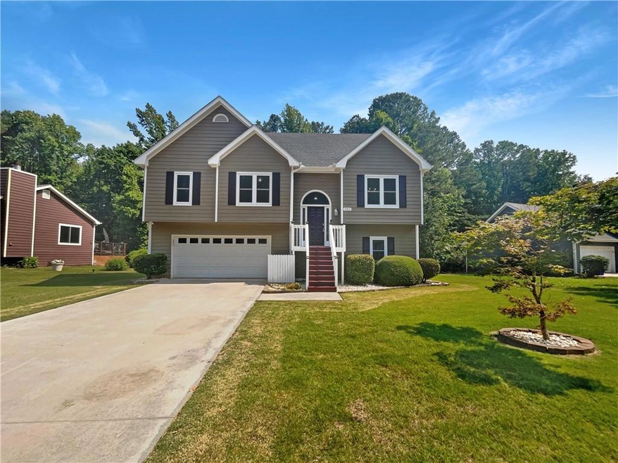 2313 Rock Mill Ln NE, Conyers, GA 30013 - photo 1