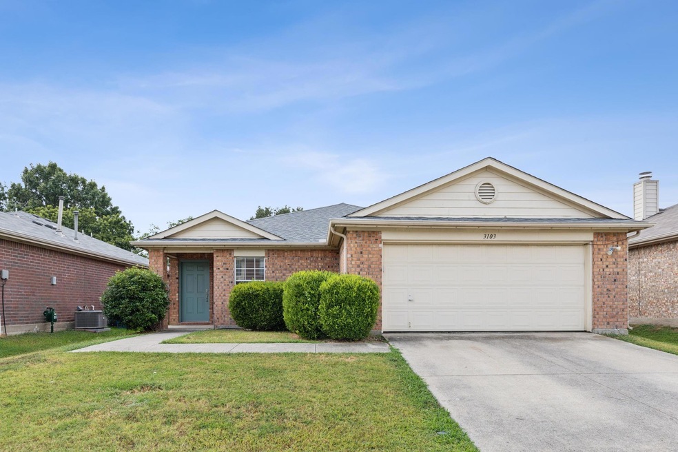 3103 Eagle Mountain Dr, Wylie, TX 75098 - photo 1