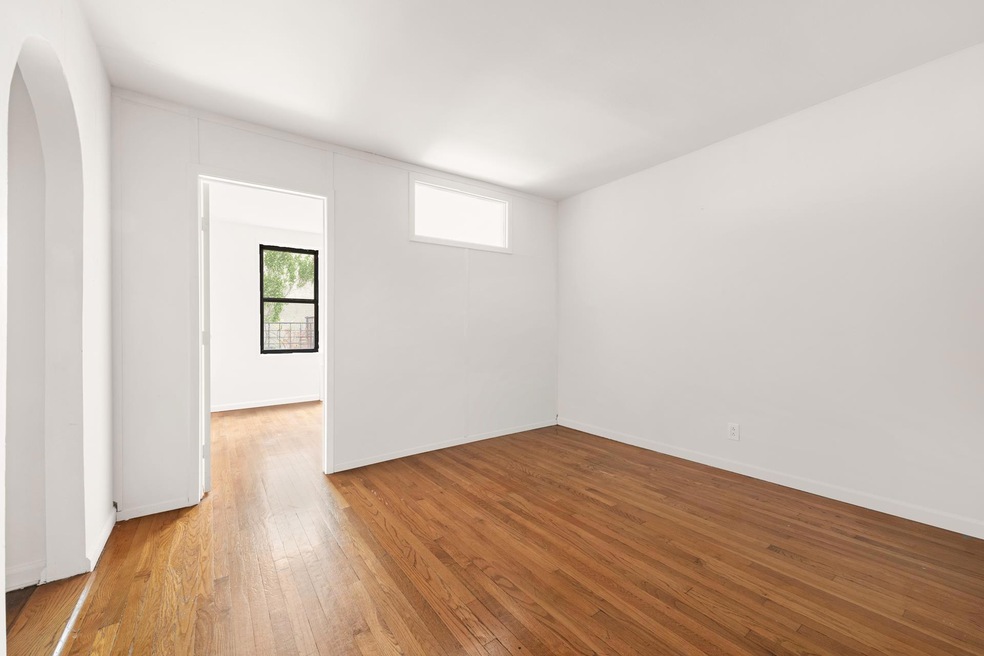 Chadwin House unit 3R, New York, NY 10011 - photo 1