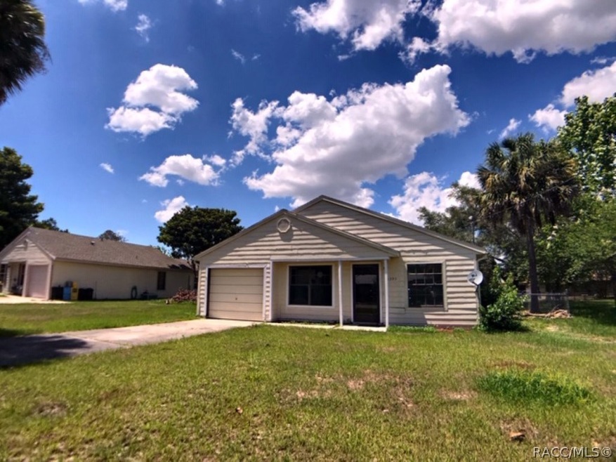 21393 SW Honeysuckle St, Dunnellon, FL 34431 - photo 1