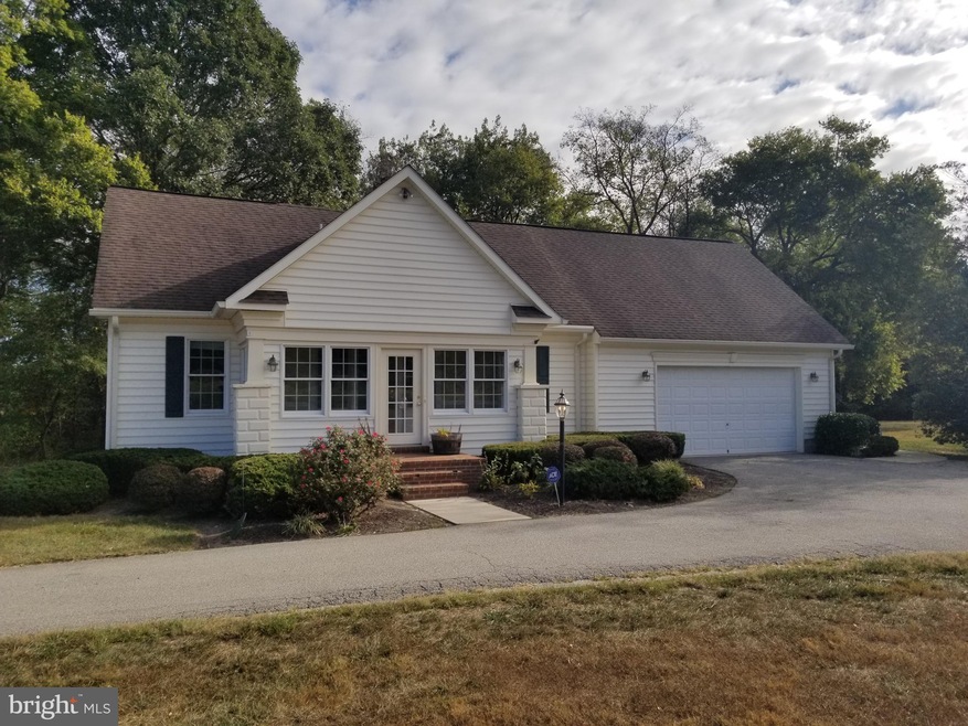 8361 Brock Bridge Rd, Laurel, MD 20724 - photo 1