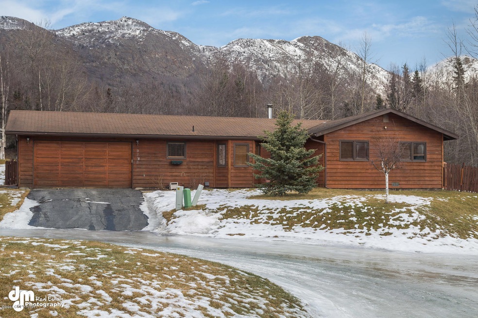 9713 Chisik Cir Eagle River AK