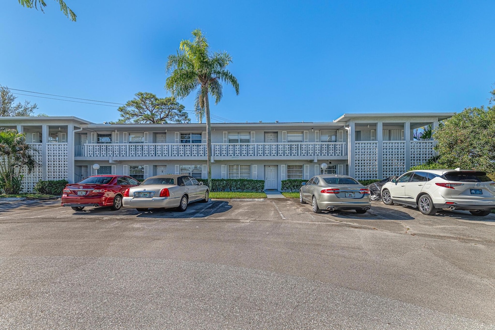 2920 SW 15th St unit 104, Delray Beach, FL 33445 - photo 1