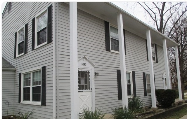 1284 Prairie Ave unit C, Glendale Heights, IL 60139 - photo 1