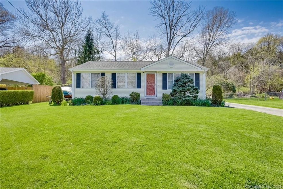 7 Oak Dr, North Stonington, CT 06359 - photo 1