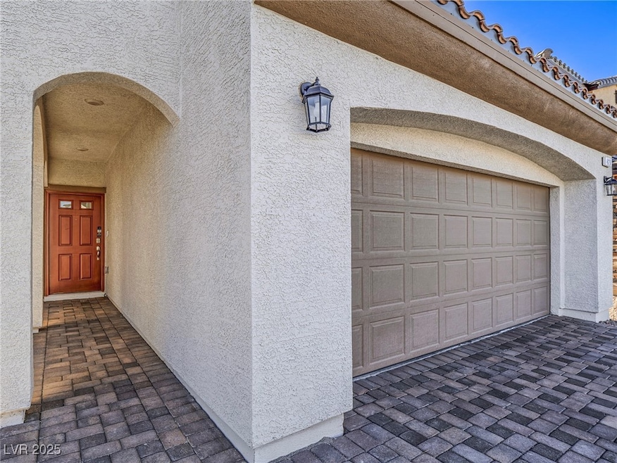 427 Larksong Ave, Henderson, NV 89011 - photo 1