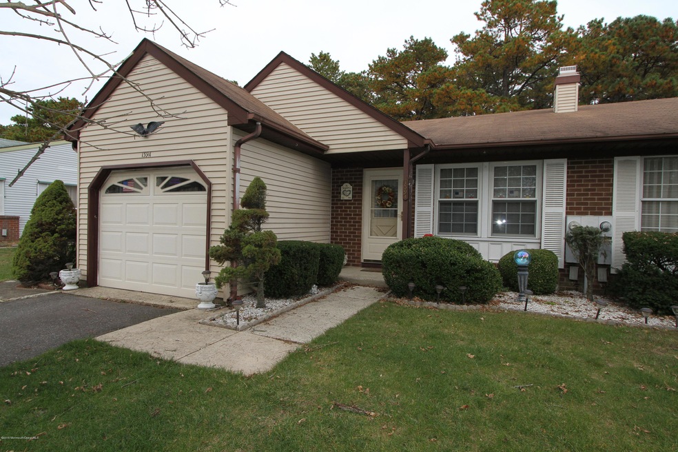 139-a Sunset Rd_Vill-6_11-02-15
