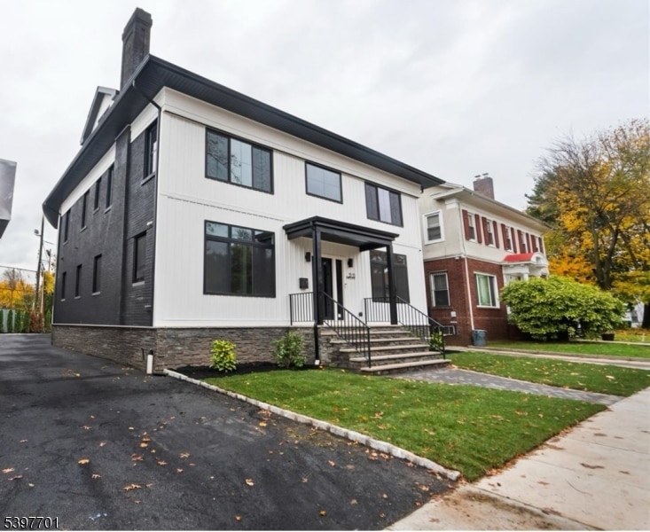 35 Randolph Place, Newark, NJ 07108 - photo 1