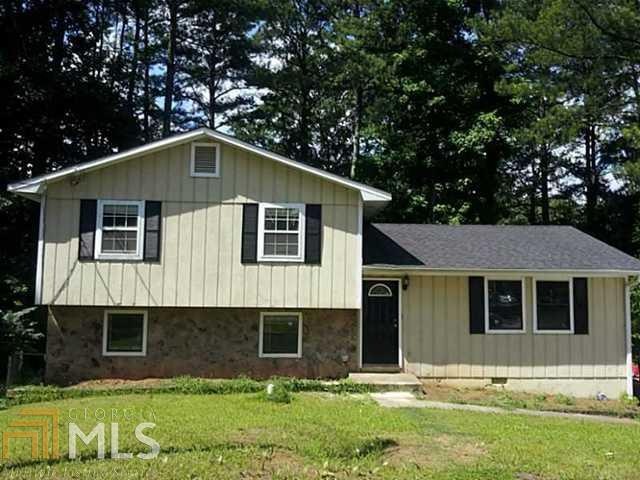 6076 Cherokee Valley Ln, Lithonia, GA 30058 - photo 1