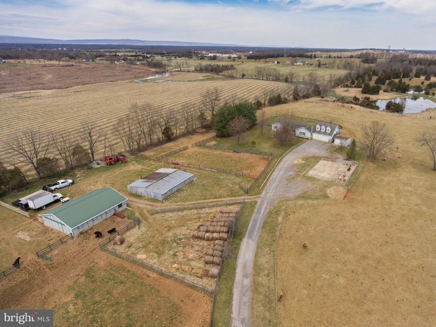 625 Summit Point Rd, Summit Point, WV 25446 - photo 1