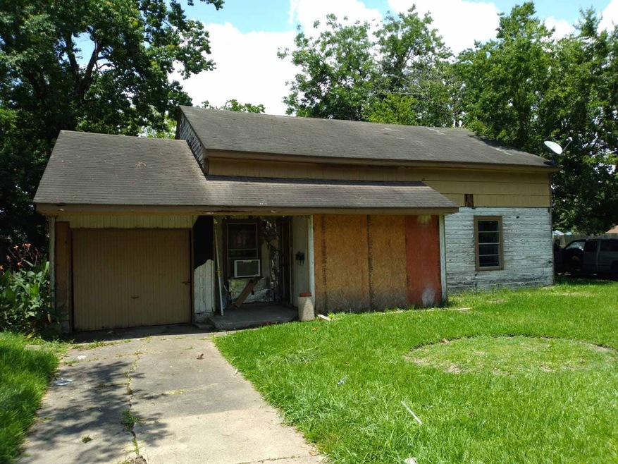 3831 Zephyr St, Houston, TX 77021 - photo 1