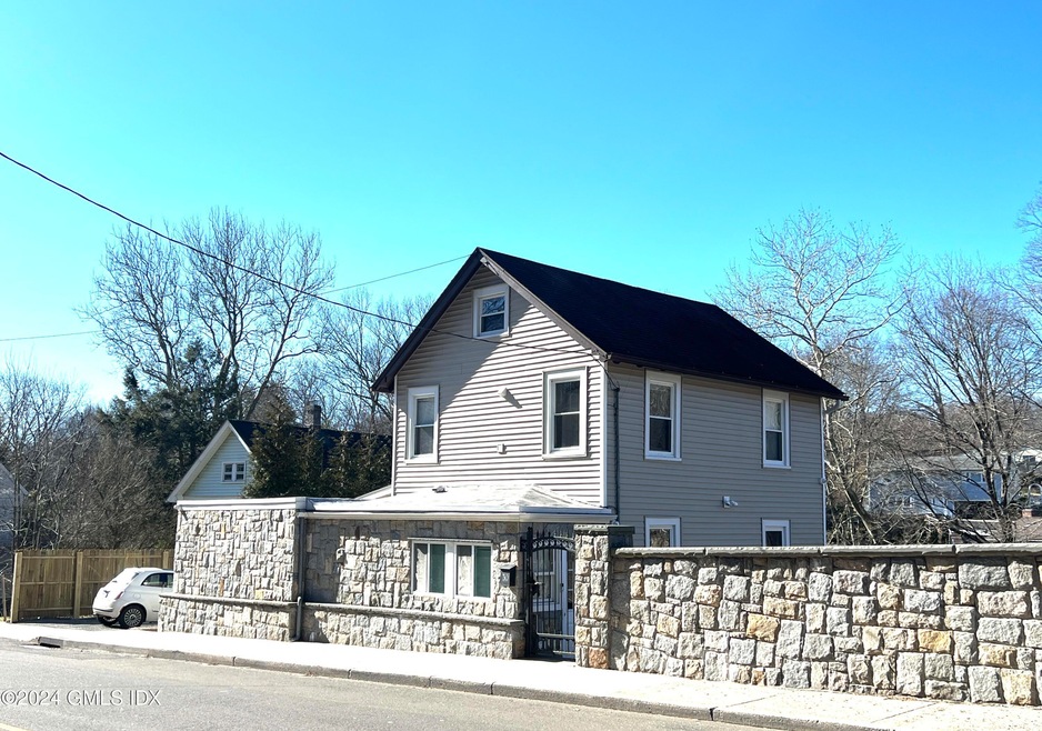 30 Riversville Rd unit 2, Greenwich, CT 06831 - photo 1