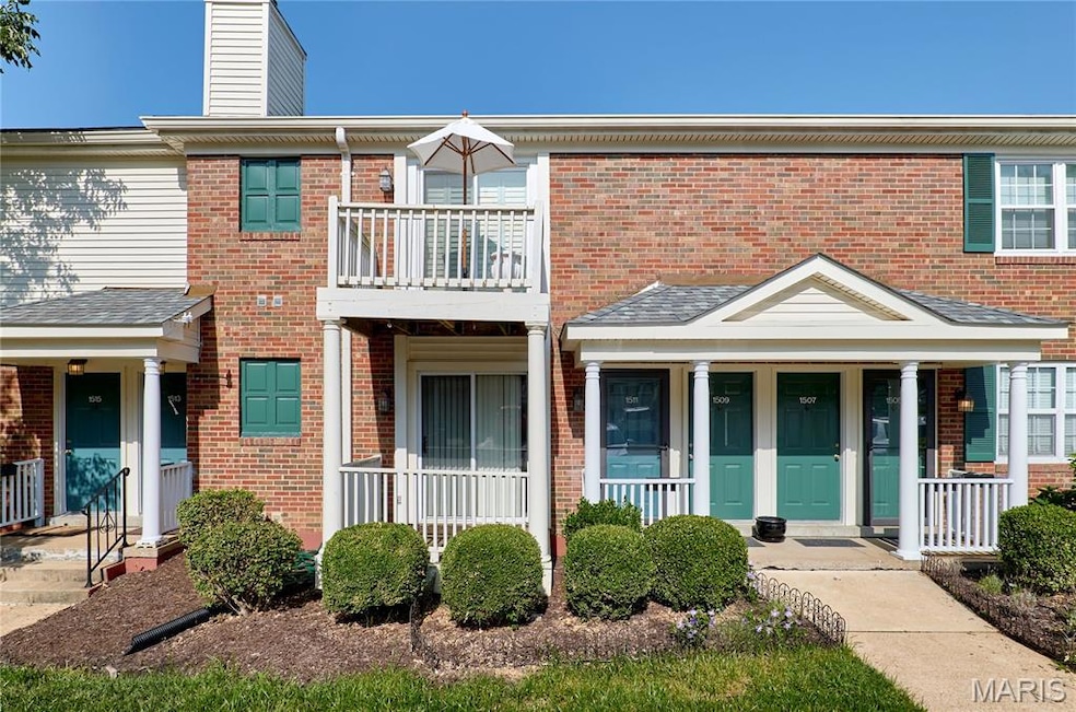 1511 Oriole Ln unit 1511, Saint Louis, MO 63144 - photo 1