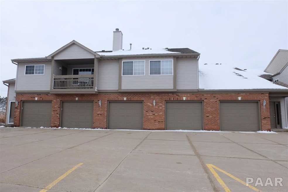 4575 N Thornhill Dr unit 203B, Peoria, IL 61615 - photo 1