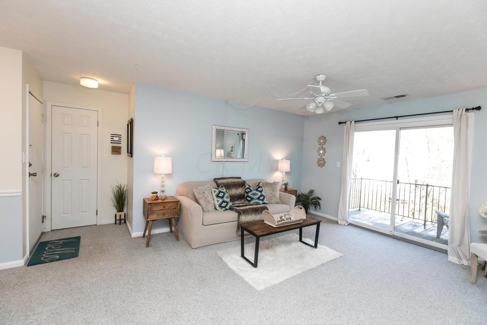 1550 Slade Ave unit 304, Columbus, OH 43235 - photo 1