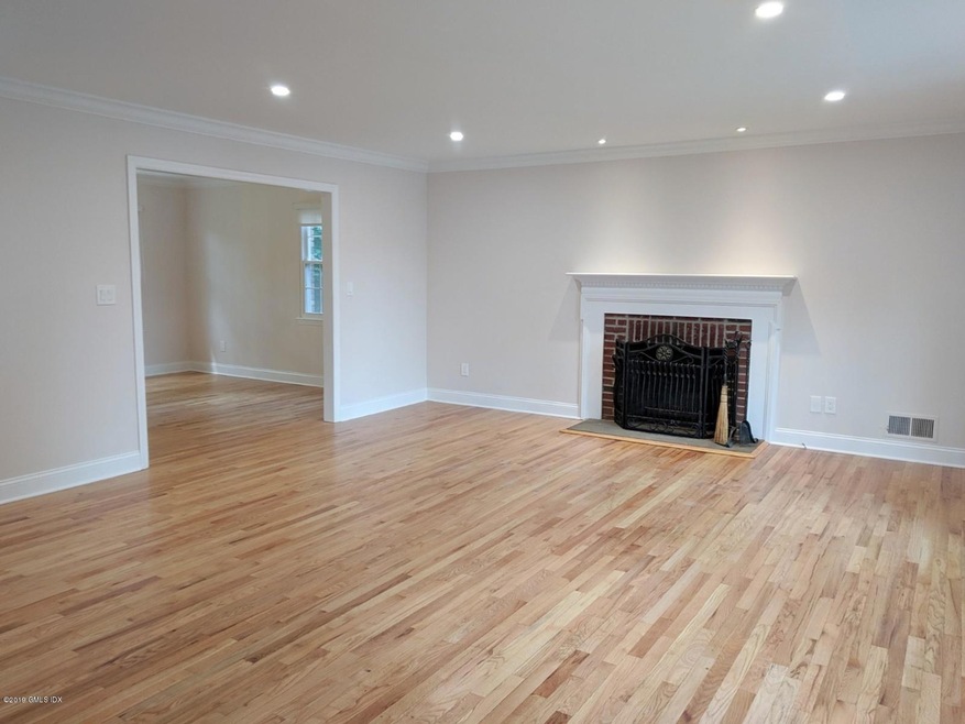 96 Valley Rd unit 6, Cos Cob, CT 06807 - photo 1