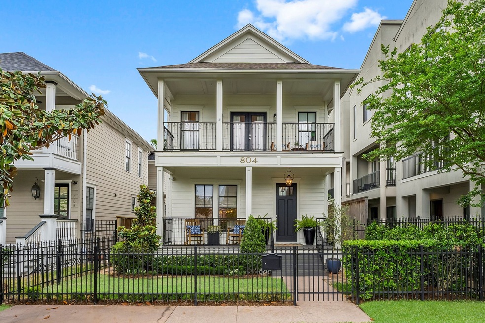 804 Waverly St, Houston, TX 77007 - photo 1