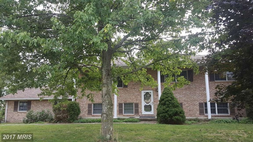 63 Opal Dr, Chambersburg, PA 17202 - photo 1