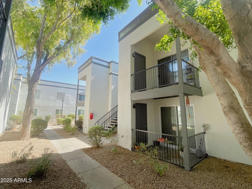 740 W Elm St unit 243, Phoenix, AZ 85013 - photo 1