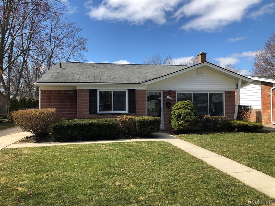 1321 Langley Blvd, Clawson, MI 48017 - photo 1