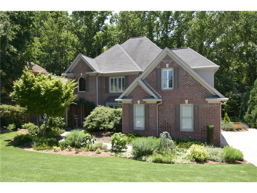 Check out the 3D tour at http://revealinghomes.com