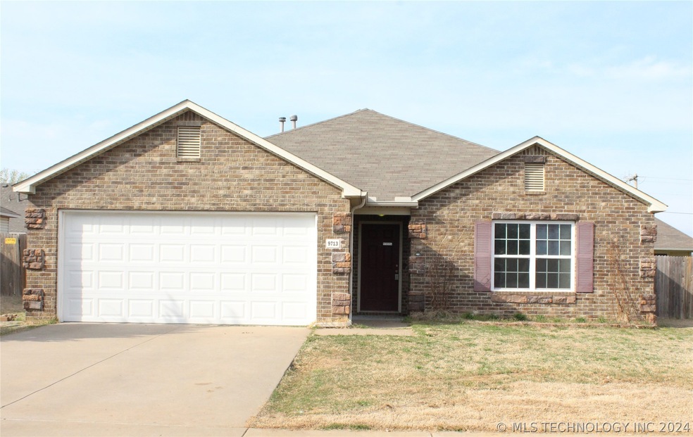 Beautiful home in Verdigris schools!