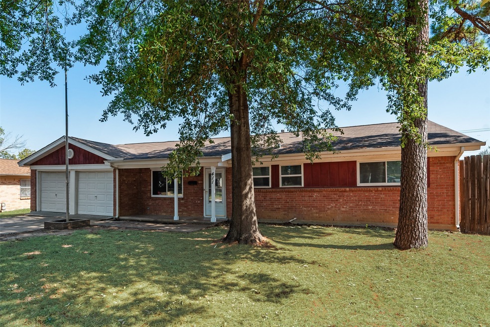 Under Contract $310,000