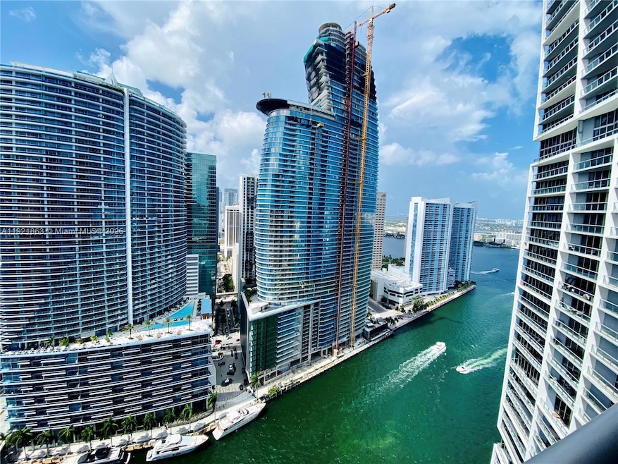 Icon Brickell Tower 1 unit 3715, Miami, FL 33131 - photo 1