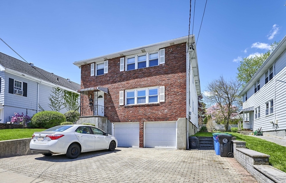 Sold $1,560,000 • Co-Listing Agent