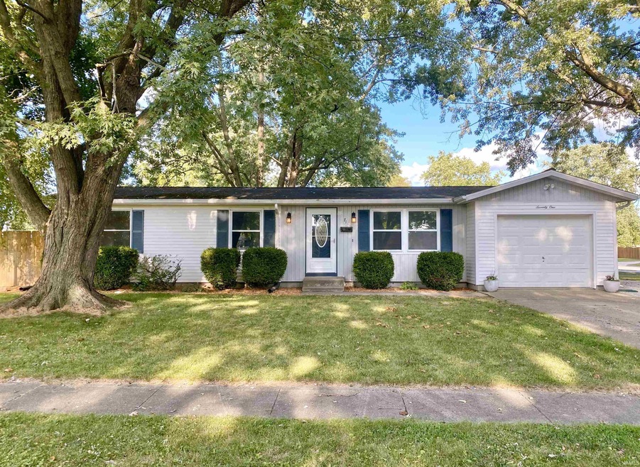 71 Westgate Rd, Bluffton, IN 46714 - photo 1