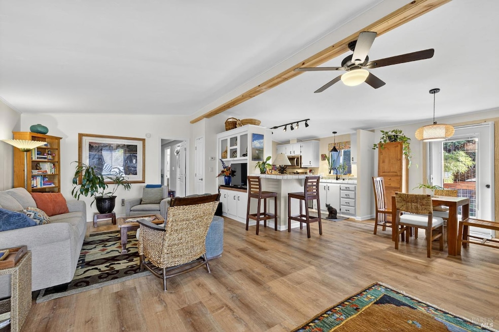 Under Contract $294,900