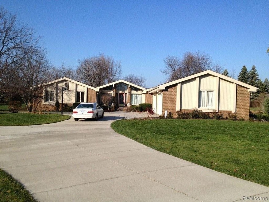 front driveway.jpg