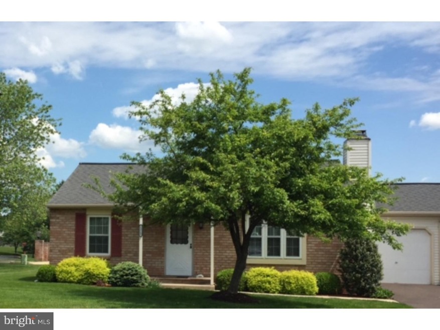 1312 Fairbourne Ct unit 1312, Lansdale, PA 19446 - photo 1