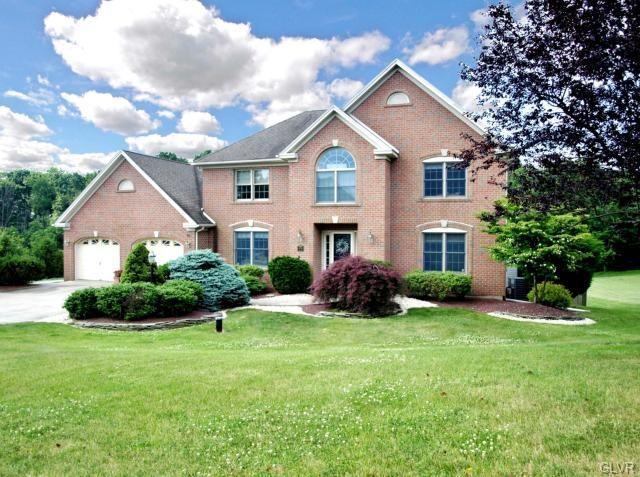 6140 Pond View Terrace, Bath, PA 18014 - photo 1