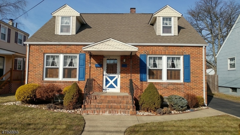 337 W Maple Ave, Bound Brook, NJ 08805 - photo 1