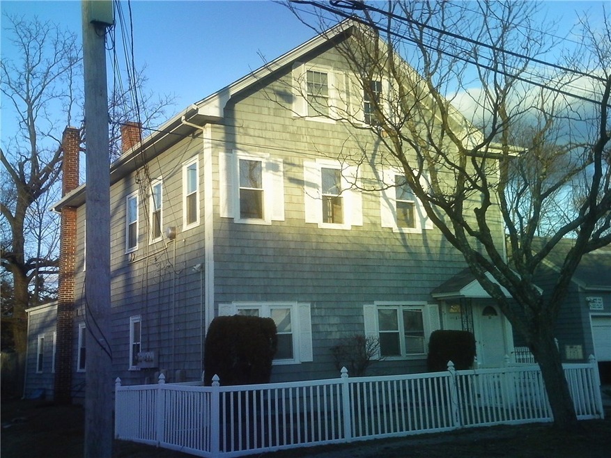 81 Kilvert St, Warwick, RI 02886 - photo 1